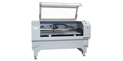 貼布繡激光切割機(jī)、激光切割商標(biāo)、攝像切割飾品_大族粵銘激光專業(yè)的激光設(shè)備生產(chǎn)廠家!